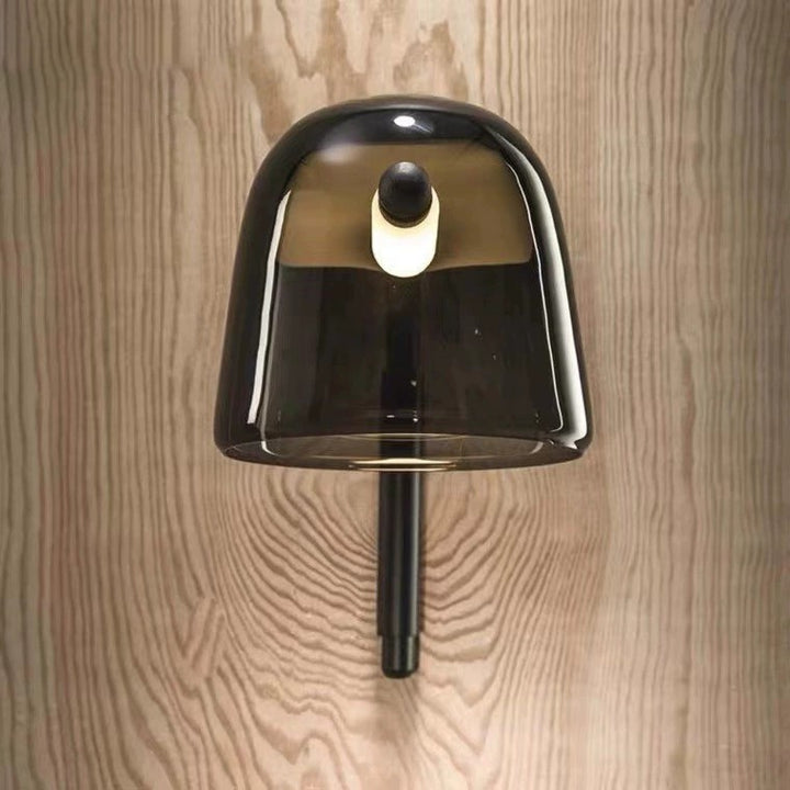 Moderne Wandleuchte mit einstellbarer Lichtrichtung