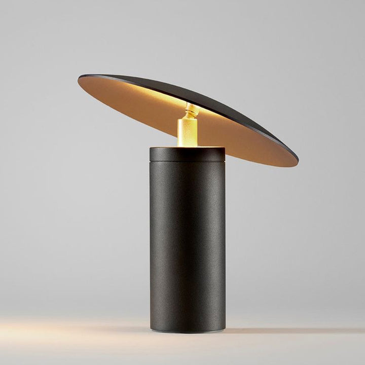 Moderne minimalistische Tischlampe