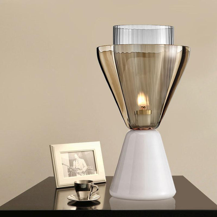 Zeitgenössische transparente Tischlampe