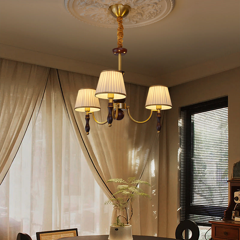 Eleganter Mehrarm-Kronleuchter