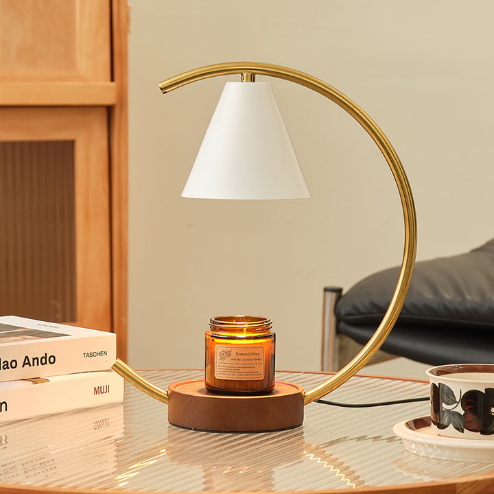 Crescent Arc Tischlampe mit Lederbesatzsockel