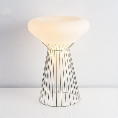 Moderne Minimalistische Tischlampe mit Geometrischem Design