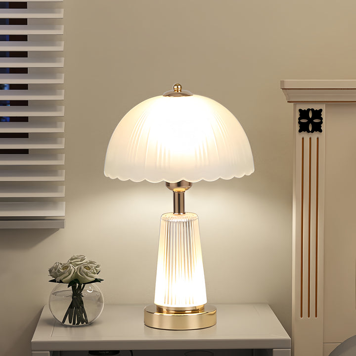 Elegante Glas Schirm Tischlampe