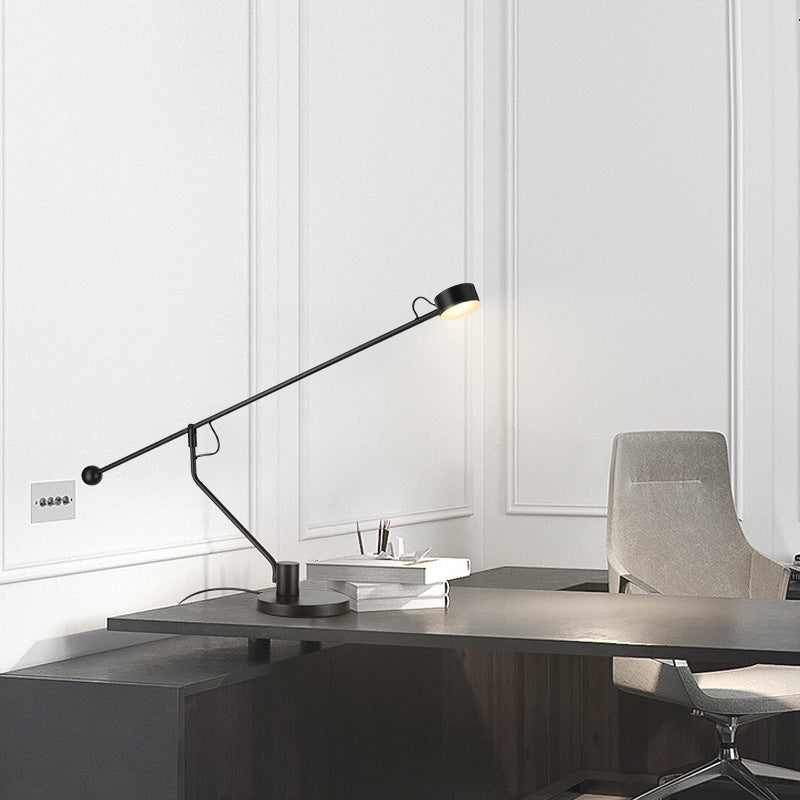 Verstellbare moderne Schreibtischlampe