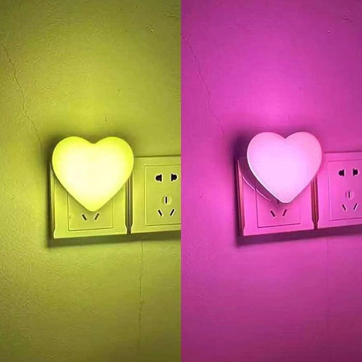 Herzförmiger Plug-In Ambient Nachtlicht mit sanftem LED-Leuchten
