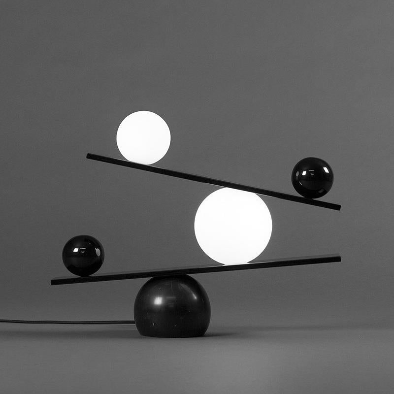 Moderne dekorative Balance Skulptur