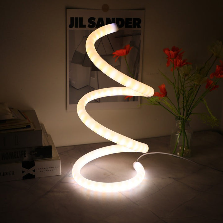Kurvenförmige LED Akzentlampe