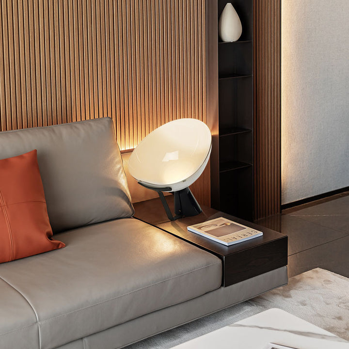 Moderne minimalistische Tischlampe
