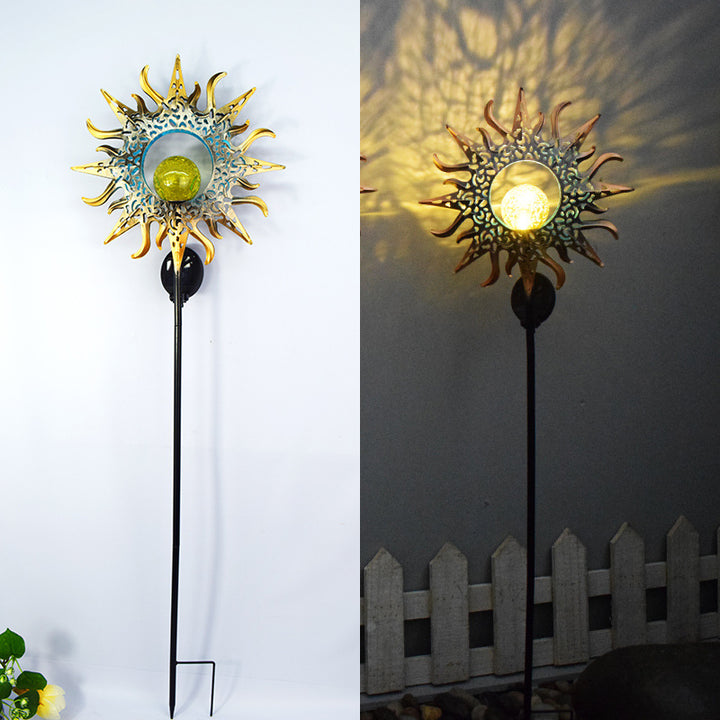 Solarbetriebene Filigrane Halbmond Stake Laterne