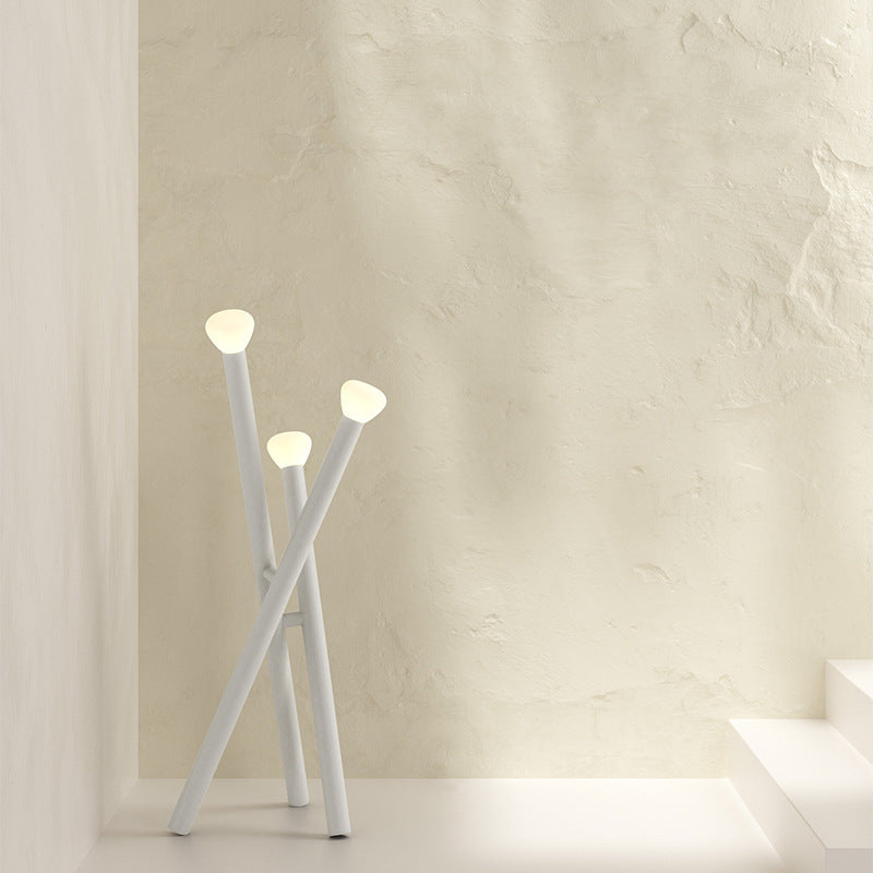 Moderne Tri-Pole Stehlampe