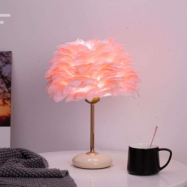 Feder Schirm Tischlampe mit Keramikbasis und poliertem Metallstange