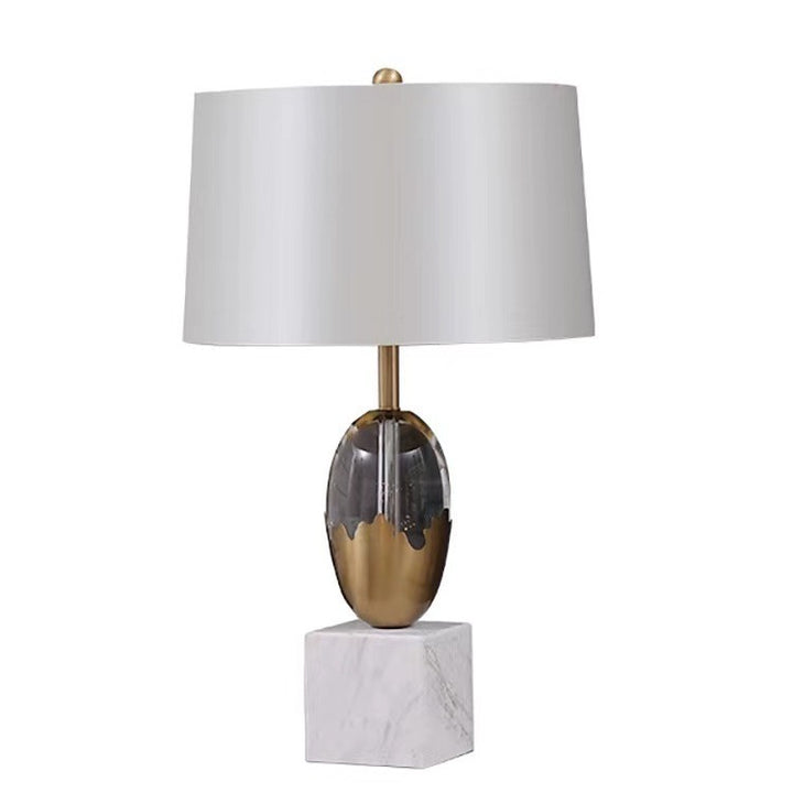 Elegante Glas- und Metall Tischlampe