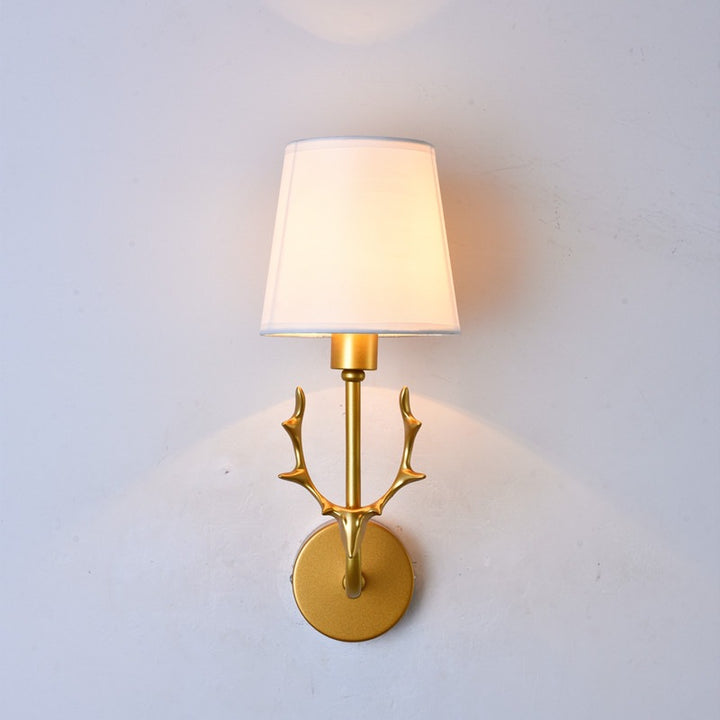 Geweih Wandleuchte