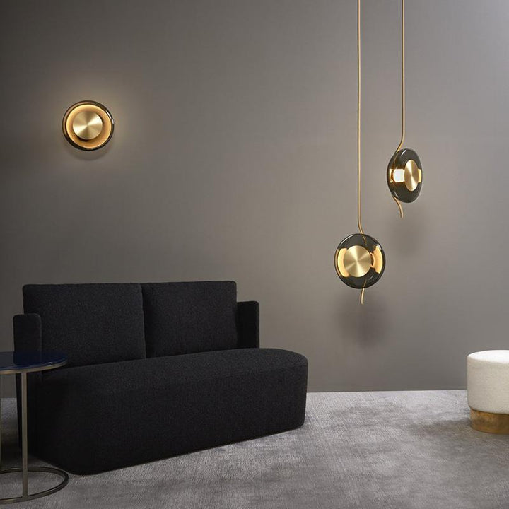 Moderne Künstlerische Stehlampe mit minimalistischem Design