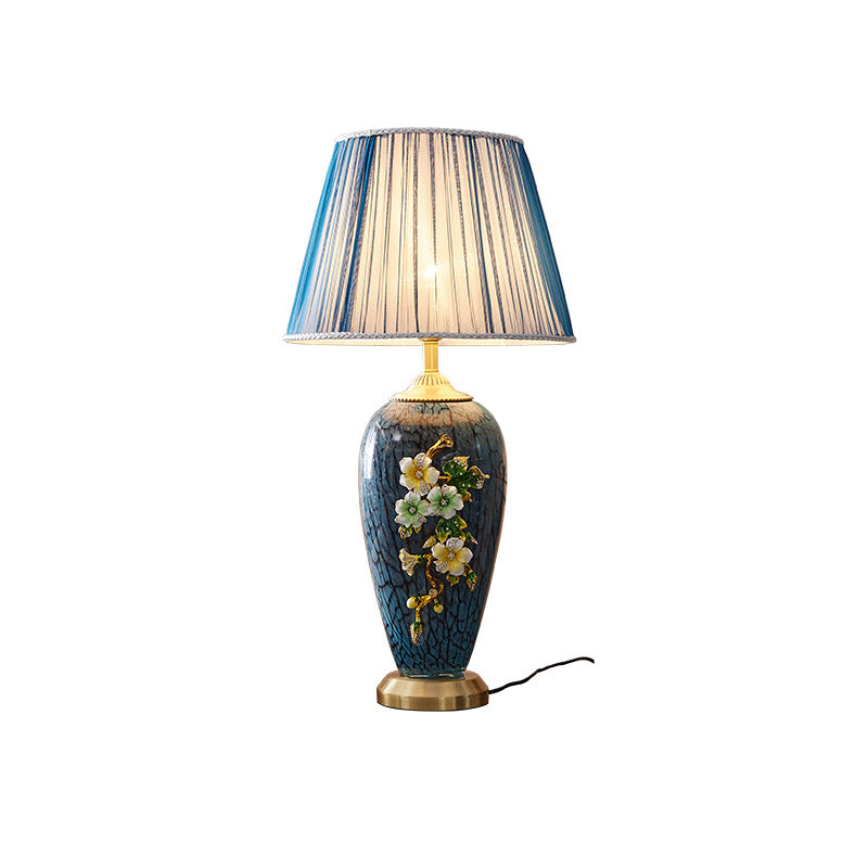 Verschnörkelte Blumen Tischlampe