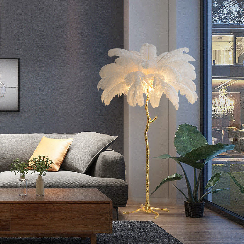 Tropisch inspirierte Stehlampe