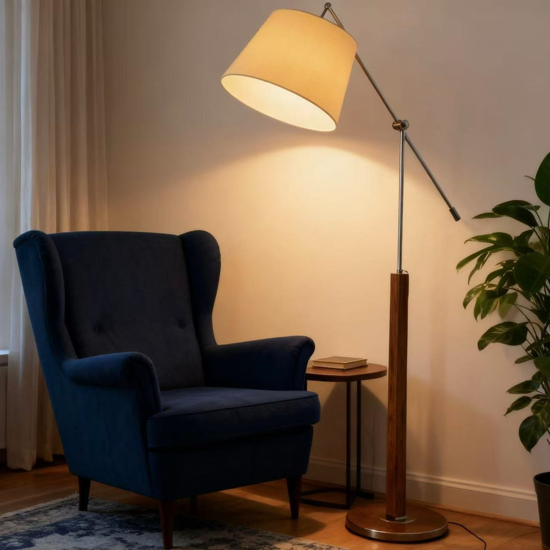 Verstellbare Stehlampe