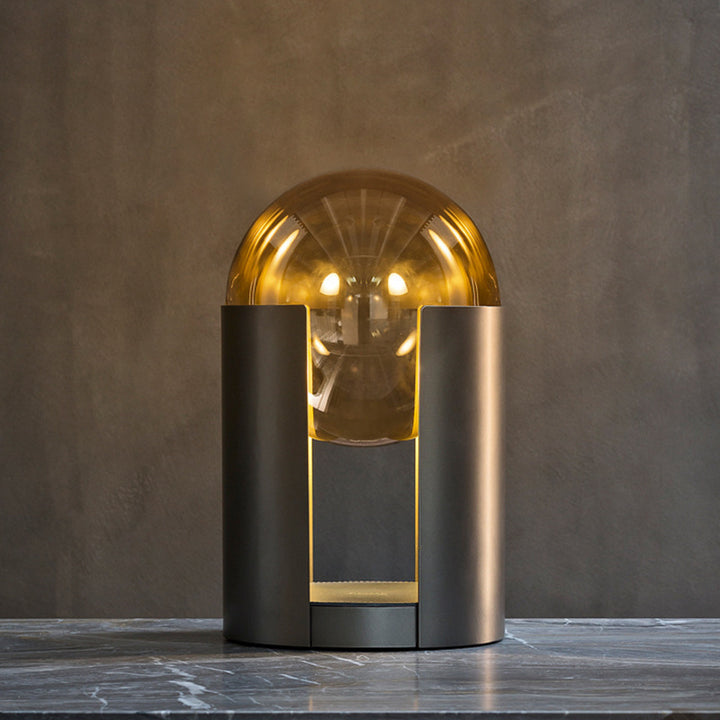 Künstlerische Tischlampe aus Glas mit modernem Design