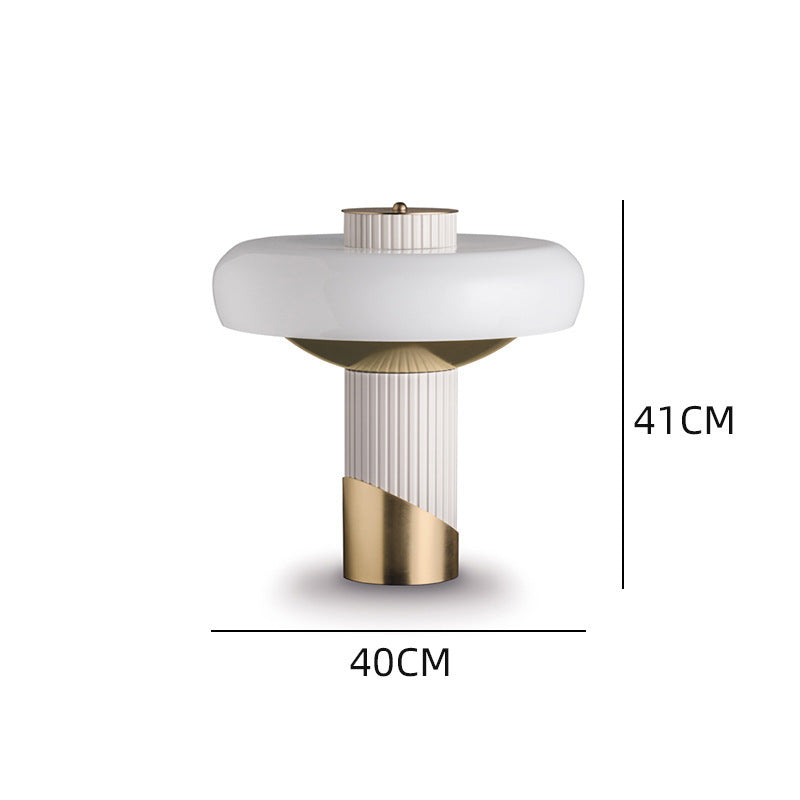 Elegante Retro Tischlampe