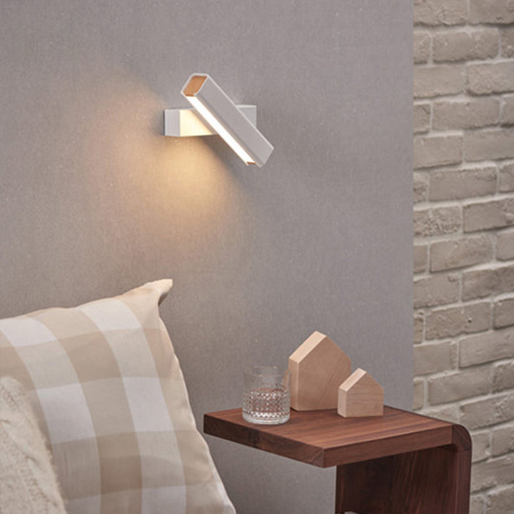 Moderne Wandmontierte LED-Leuchte