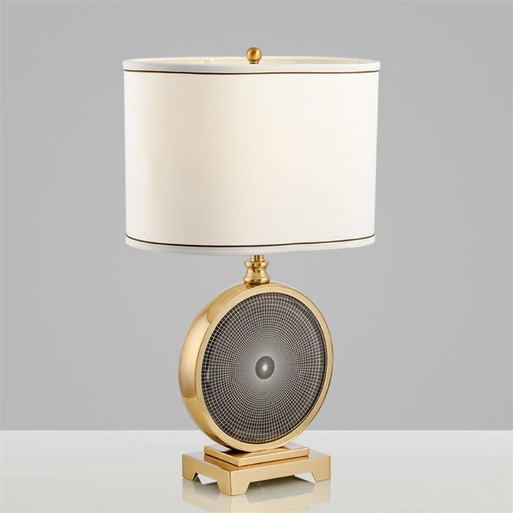 Stylische retro-inspirierte Tischlampe