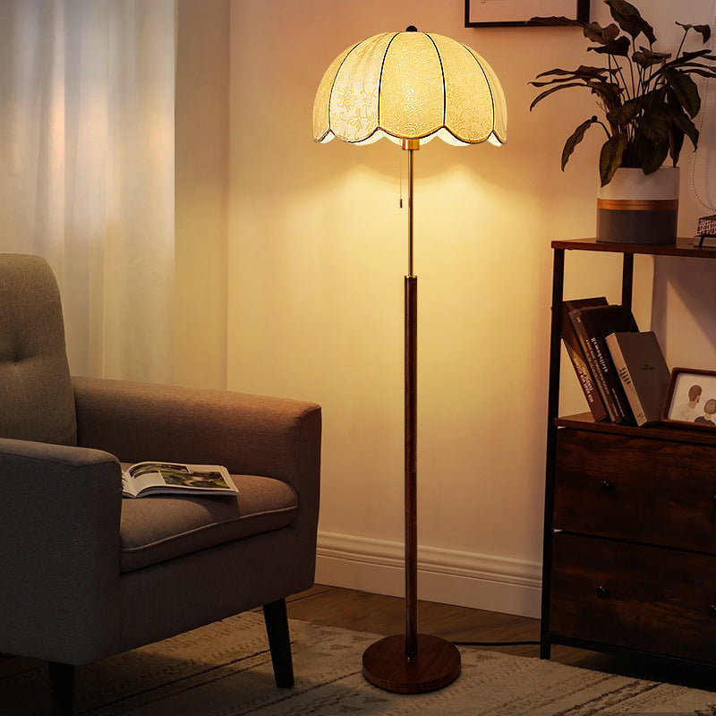 Vintage-inspiriertes Stehlampe