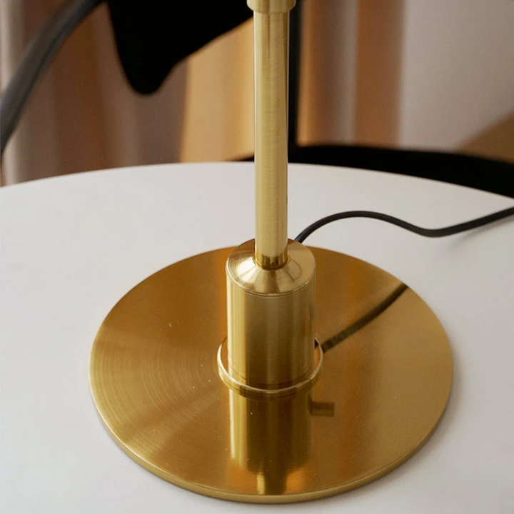 Skandinavische Designer Tischlampe Minimalistisch