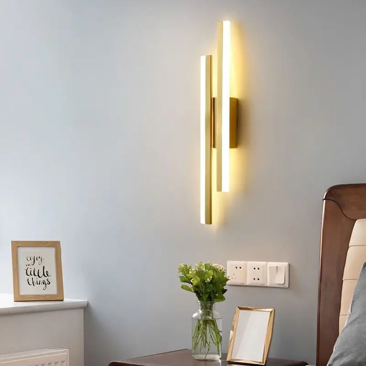Moderne LED Wandleuchte: Schwarz/Gold Acryl Raumdekoration Licht