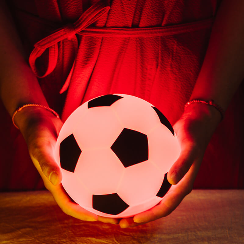 Kreative Fußball Silikon LED Nachttischlampe mit USB-Ladung