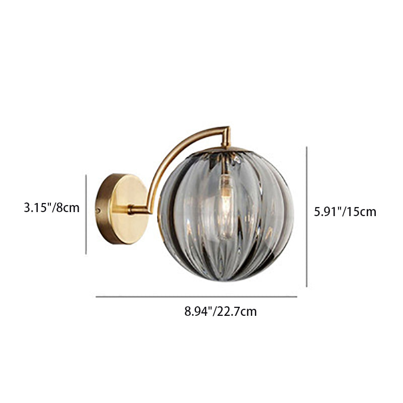 Zeitgenössische skandinavische runde Kugel Eisen Glas 1-Licht Wandlampe für das Wohnzimmer