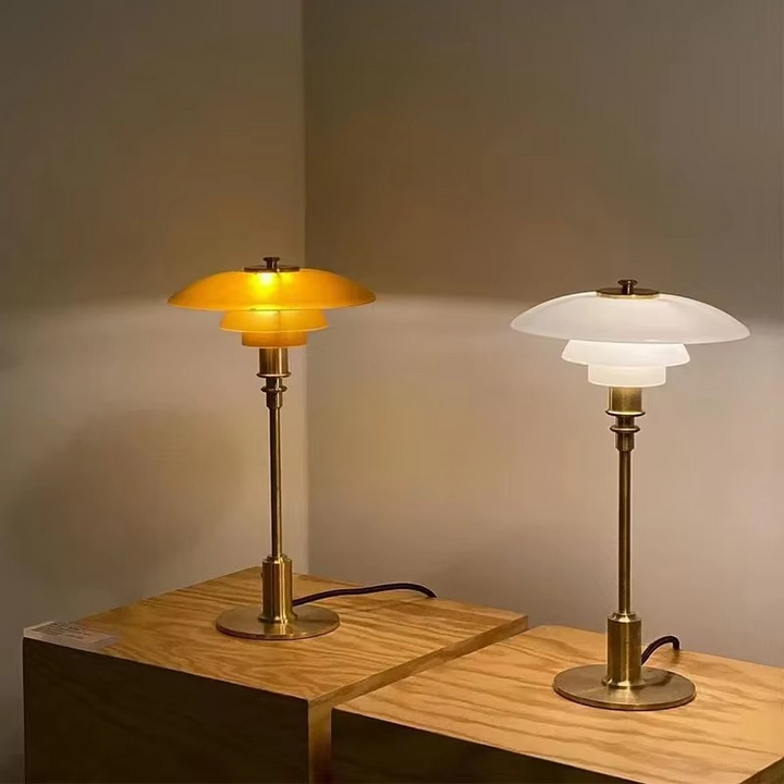 Skandinavische Designer Tischlampe Minimalistisch