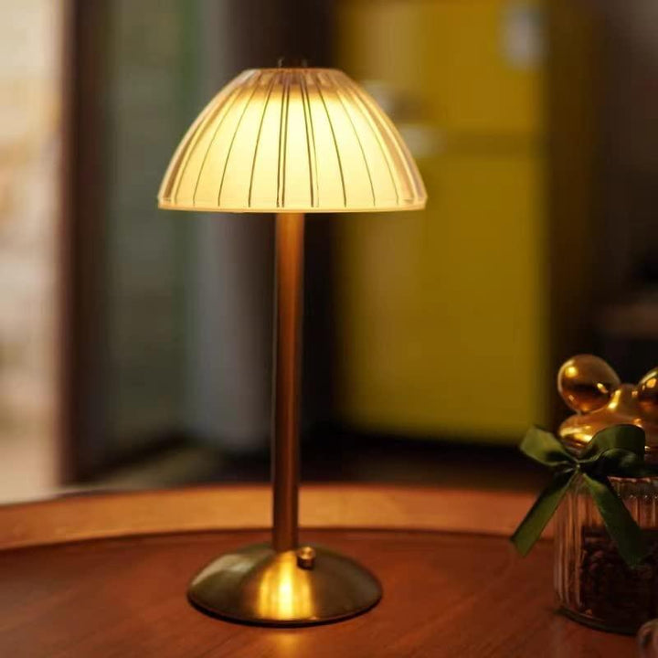 AuraGlow Tischlampe - Wiederaufladbare LED Lampe mit Dimmfunktion