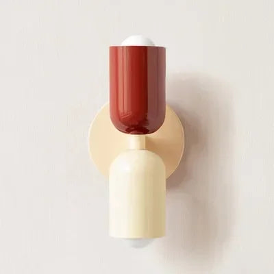 Moderne, minimalistische nordische LED-Wandleuchte in Creme mit zwei Leuchtenköpfen für Wohnzimmer, Schlafzimmer und Arbeitszimmer – ideal als Innendekoration.