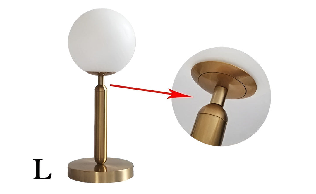 SphereShine Luxe Tischlampe aus Glas & Messing Eleganz und LED