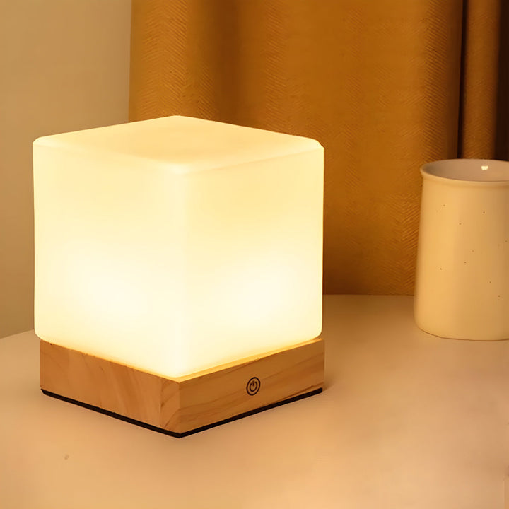 GlowCube kabellose LED-Tischlampe modern und energieeffizient