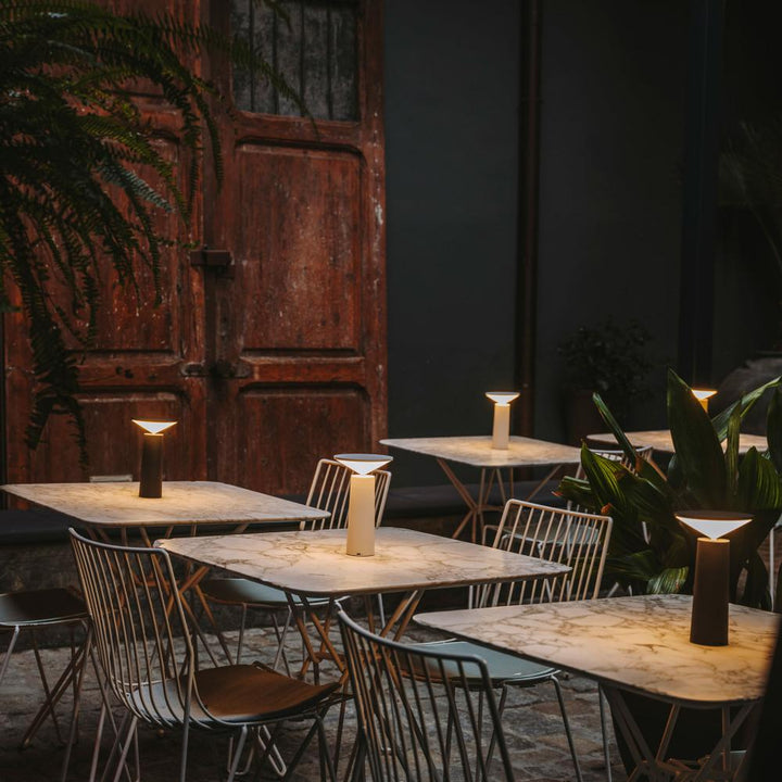InfiNight - Moderne Tischlampe mit Touchsensor | Dimmbarer Helligkeit