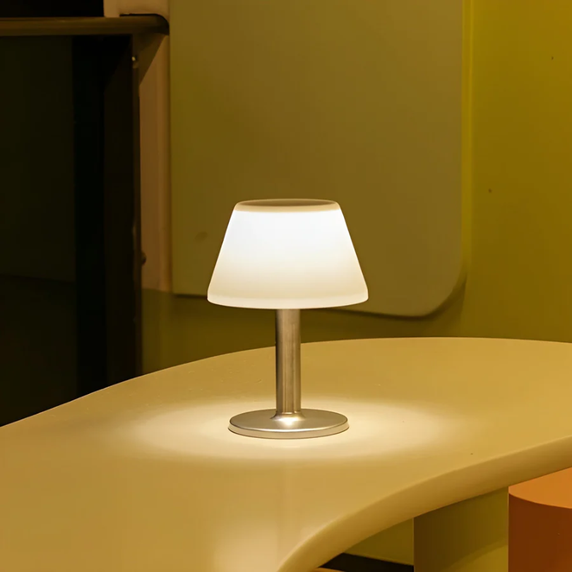 Stylische Solar Tischlampe - SolarLuxe