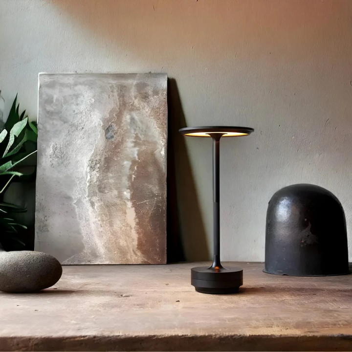 Stimmungsvolle Luxus Tischlampe - LumoVibe