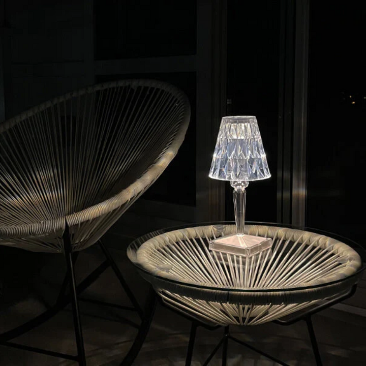 Chic Tischlampe mit Kristalldesign - CrystalLuxe