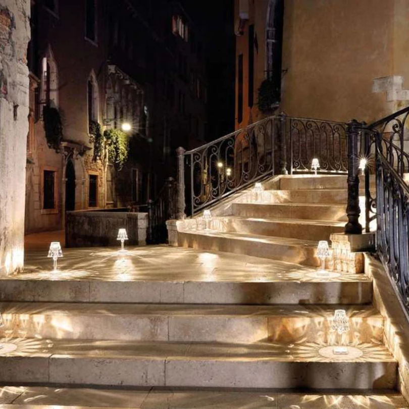 Chic Tischlampe mit Kristall-Design - CrystalLuxe