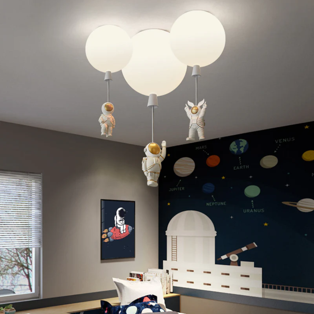Trendige Mond/Astronaut Kinderzimmer LED Deckenlampe - CosmoGlow