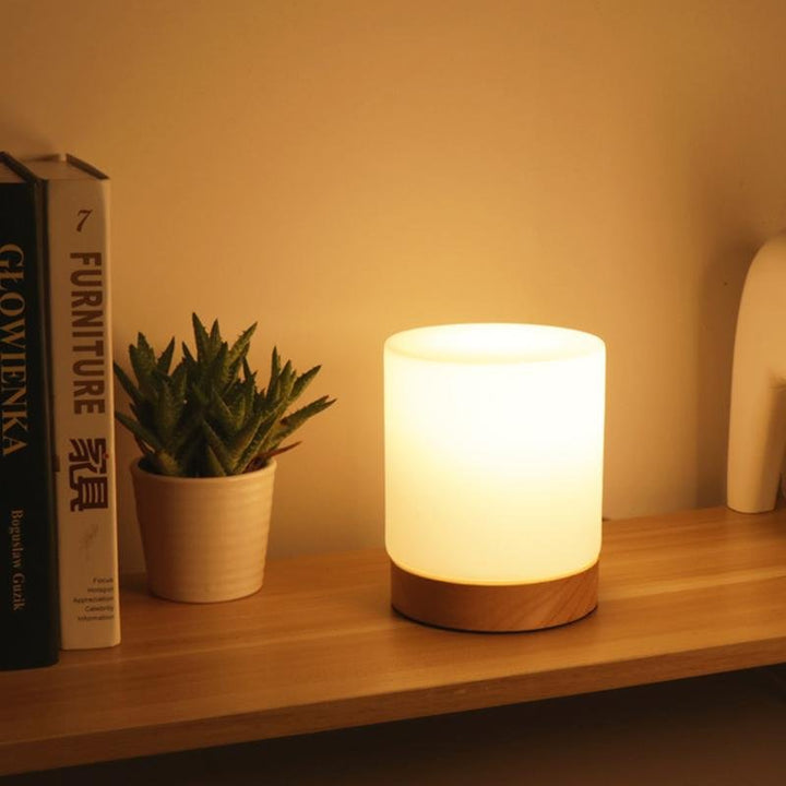 LumiGlow Raffinierte Glas Tischlampe mit Touch-LED