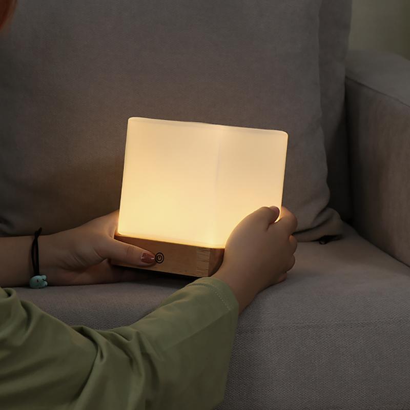 GlowCube kabellose LED-Tischlampe modern und energieeffizient