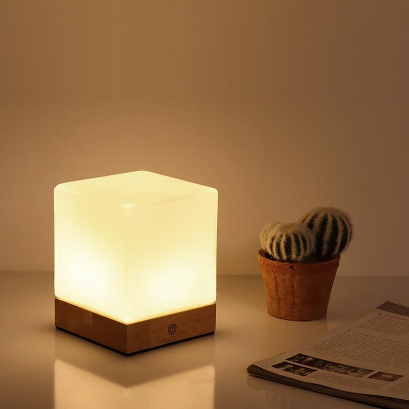 GlowCube kabellose LED-Tischlampe modern und energieeffizient
