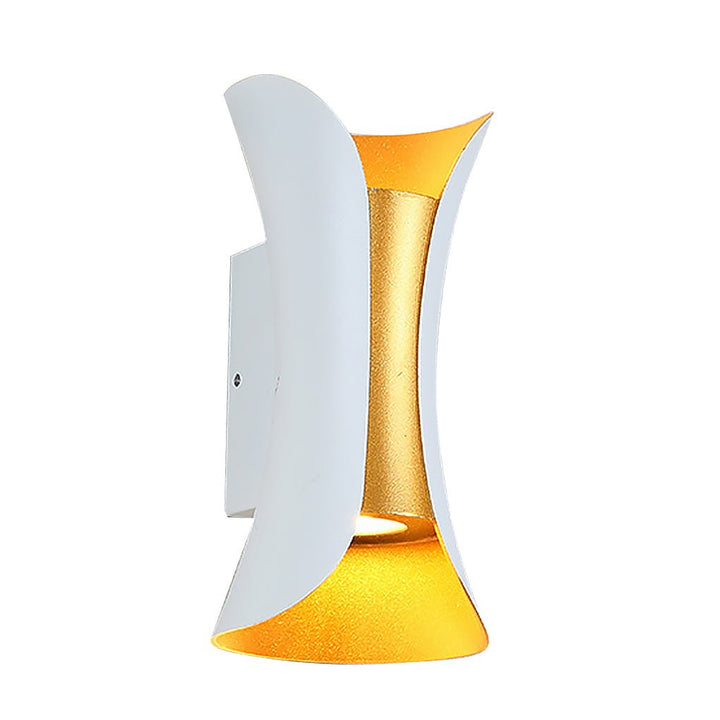 Elegante wasserdichte LED-Lampen mit geschwungener Form für den Garten