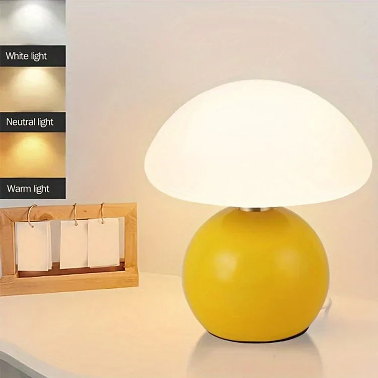 Französische Creme Pilzlampe