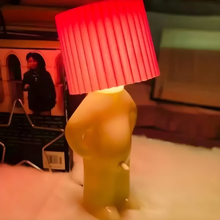 Sassy Boy Kreative Tischlampe Einzigartige Beleuchtung für Schlafzimmer und Wohnraum