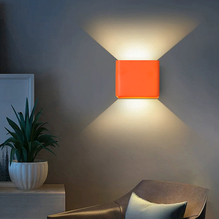 Moderne quadratische Wandlampe