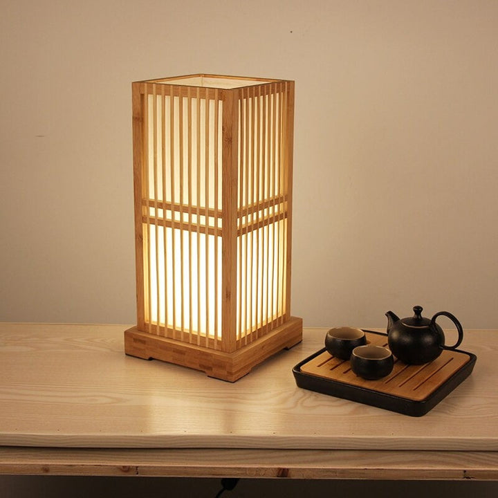 Tatami Japanische Nachttischlampe mit Holz-Bambusschirm
