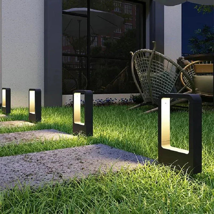 Elegante Aluminium-Stehlampe für einen luxuriösen Glanz im Freien